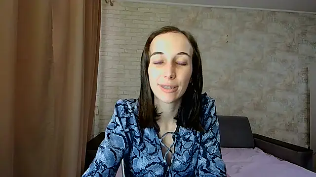 Anika_bloom