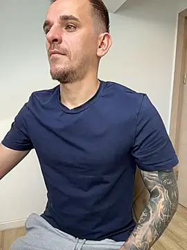 Huge_cock22cm