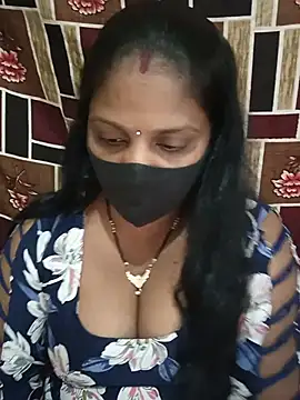 _Your_Ritu__ live cam on StripChat
