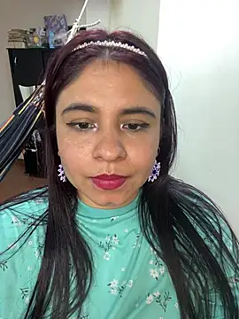 LUNA_DULCE1 live cam on StripChat