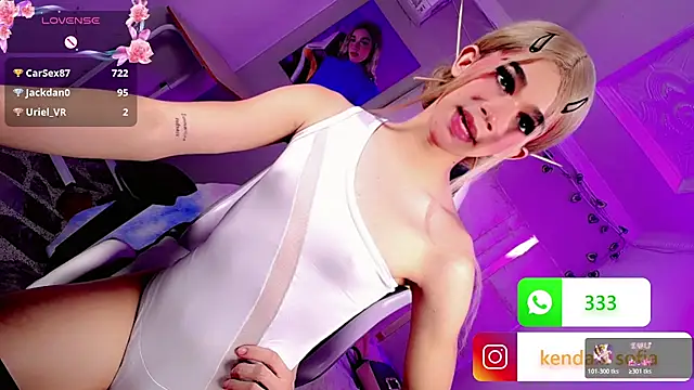 Sophiaa_doll_