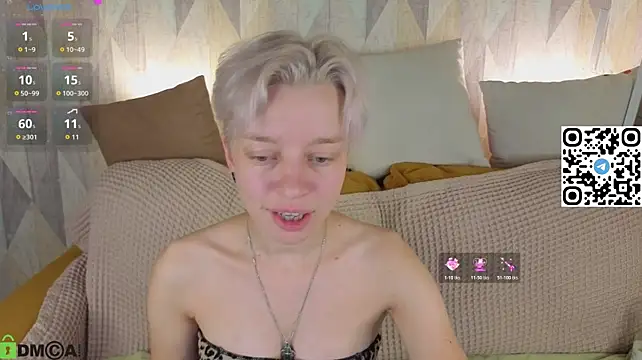 Michelle_Blond