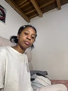 Zaira_Rose_
