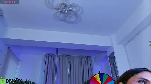 VanillaGoldX live cam preview
