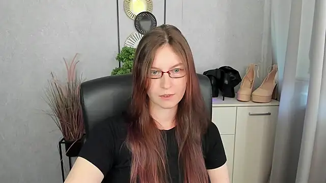 emmaxDelight live cam on StripChat