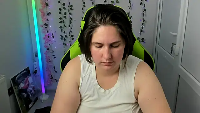 LunaVenom live cam on StripChat