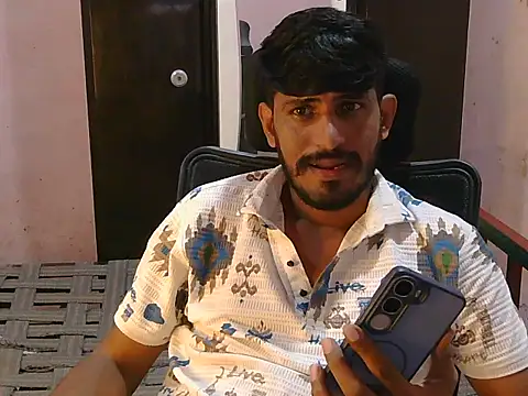 Yuvi_hot