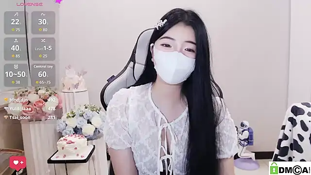 Nina_777_