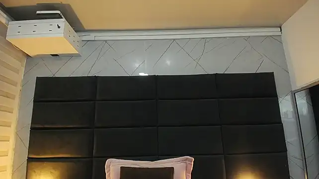 TaraBlack