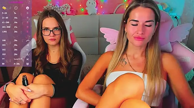 hotty_girls_here