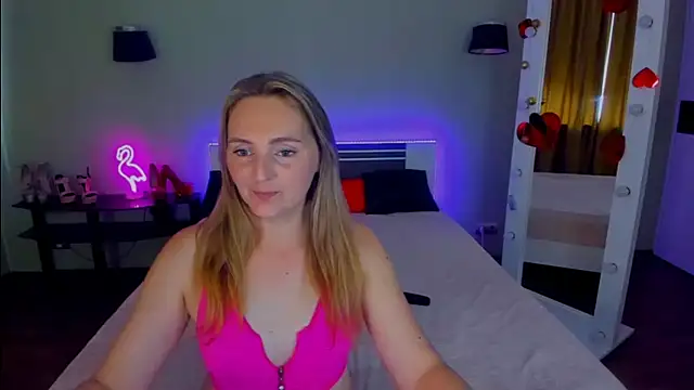 MagicEyess live sex cam