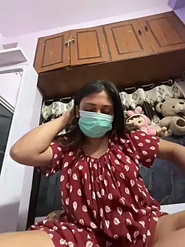 Yourhornynightmare live cam preview