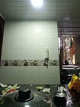 maynor_1998 live cam preview