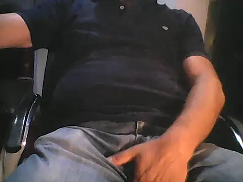 sexy_tom787817 live cam on StripChat