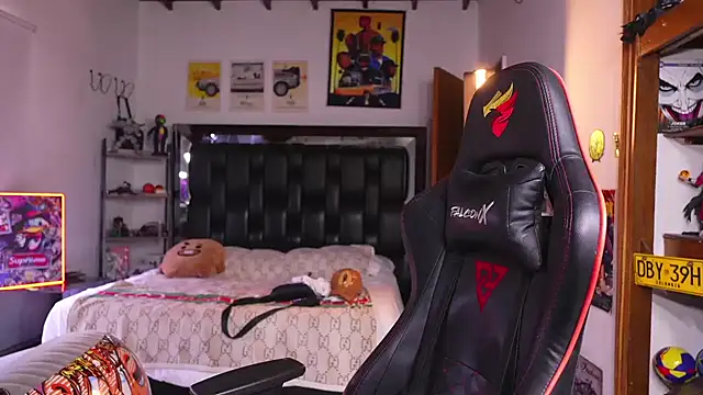 logan_hugh8