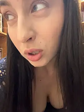 Holly_Play