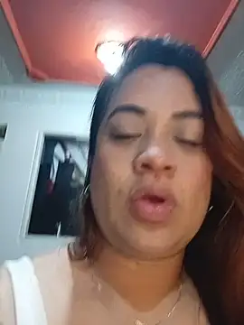 Arya_Gomez