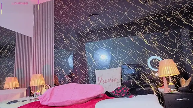 DahianaG live sex cam
