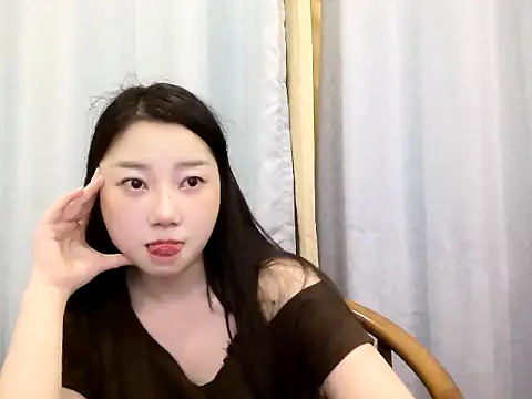 LunaAmy live cam on StripChat