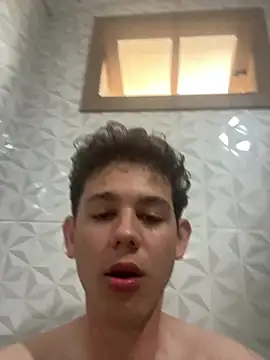 twolatinboys's live room