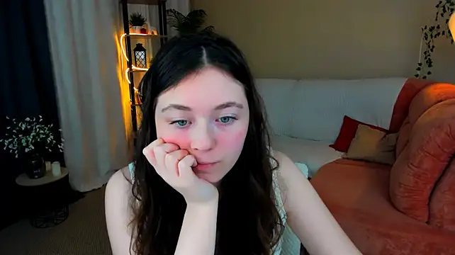 AlluringLookk live cam on StripChat