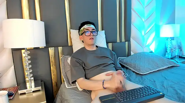 GaelDuke live sex cam