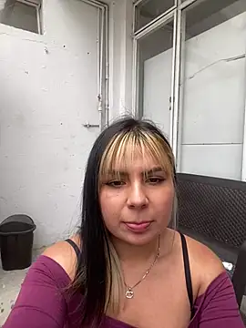 LilyCarter_Pinkk