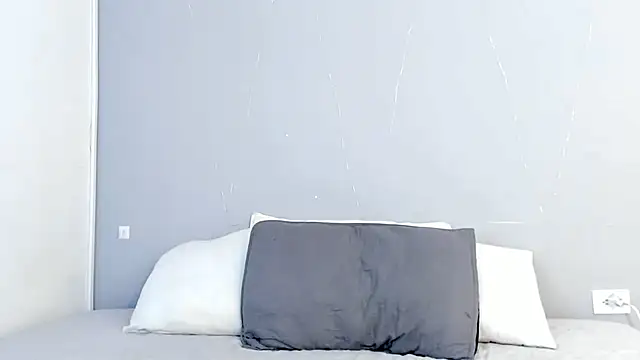 TaraCarson live cam on StripChat