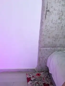 Ambersfoxx live cam on StripChat