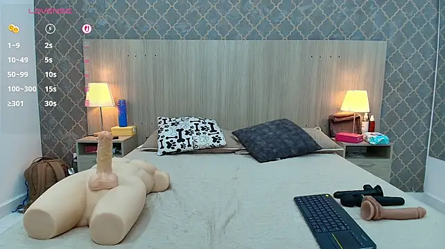 martina_ayala