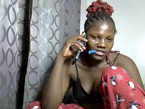 Thicky_zalia live cam on StripChat