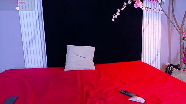 Danteandviolete_cr