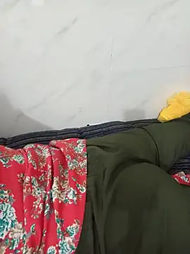 Hot_Riya_999