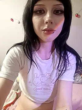 _Alice_0-0