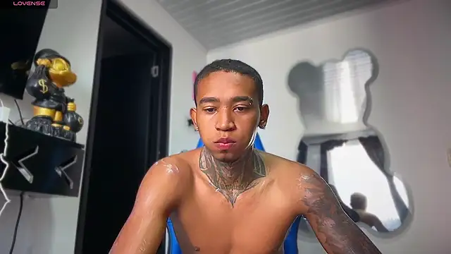 sexy_blacks_ live sex cam