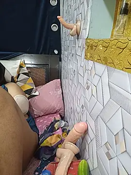 tina8th live cam on StripChat