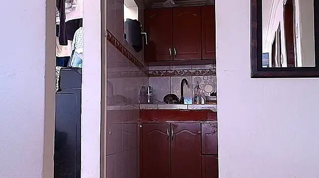 Samanntthaa__ live cam on StripChat