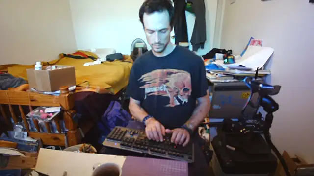 JohnnyMoves