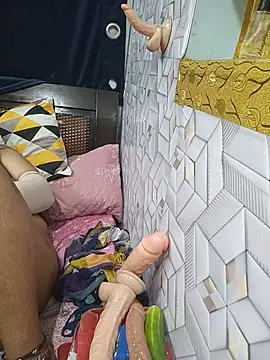 tina8th live cam on StripChat