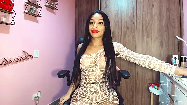 Model: Evaebonny14