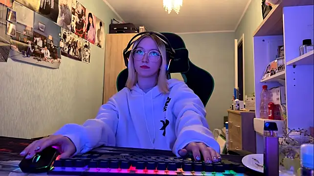 SoniaKotts live cam on StripChat