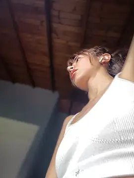 lauravasquez (F young) - ControlToys till SQUIRTTTT💦💦💦