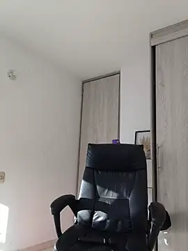 Annacherry_77