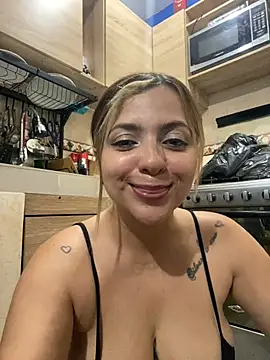 nicolsexysquirt69
