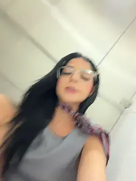 ArieliciousXXX live sex cam