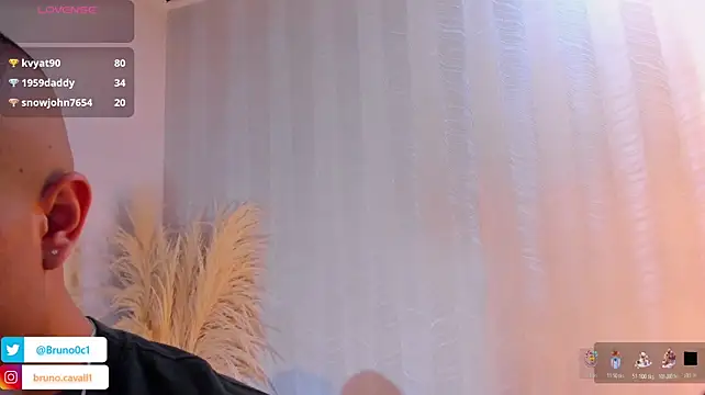 bruno_cavalli (M twink) - 🔥hard slaps in ass 🔥