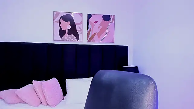 dullce77 (F teen) - I suck my nipples