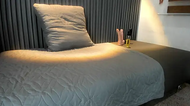 hailey_velvet webcam