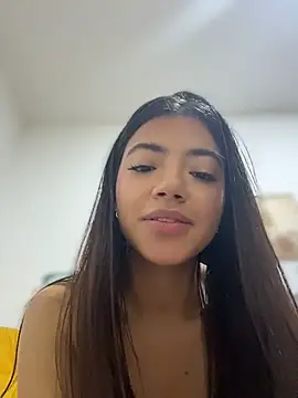 GoodGirlGoneBack live sex cam