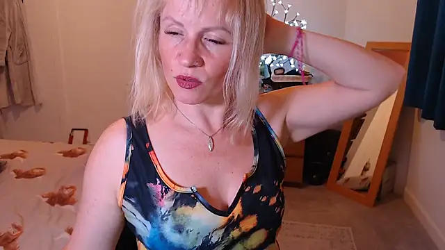 Scotty_Hottie live cam on StripChat